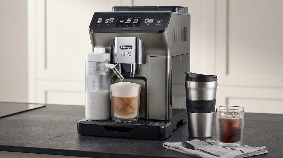 премиальная De'Longhi с сенсорным дисплеем